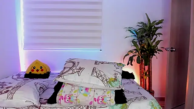 aldrinwhite online show from 10.25.25