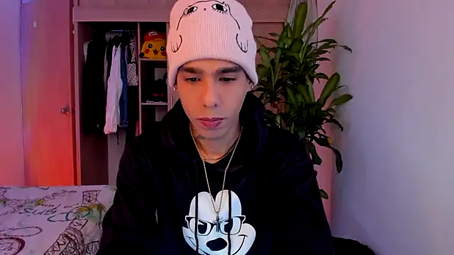 aldrinwhite online show from 12.16.25