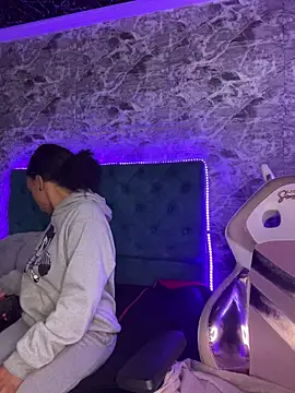 Melany Williams online show from 01.08.26