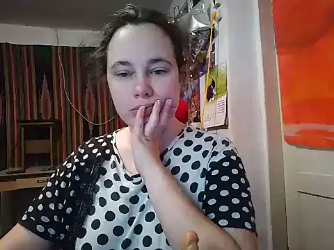 Cora Maro online show from 01.14.25