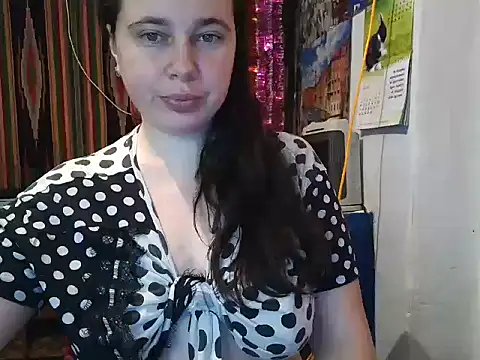 Cora Maro online show from 01.28.25