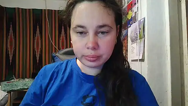 Snapshot of Cora_Maro chatting on 09.25.25 Cora Maro online show from 09.25.25