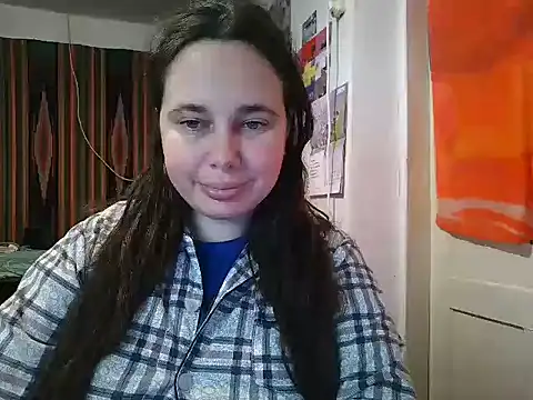 Snapshot of Cora_Maro chatting on 10.12.25 Cora Maro online show from 10.12.25