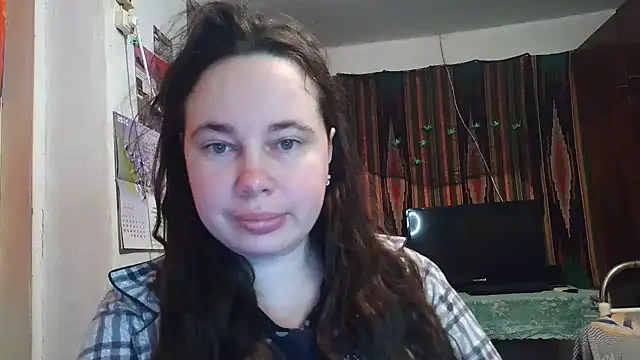 Snapshot of Cora_Maro chatting on 11.03.25 Cora Maro online show from 11.03.25