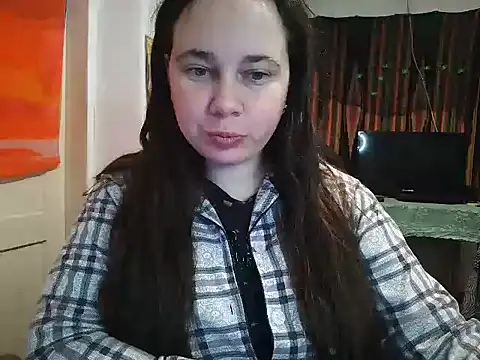 Snapshot of Cora_Maro chatting on 11.05.25 Cora Maro online show from 11.05.25