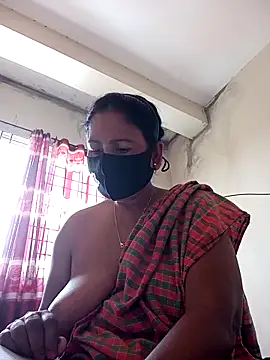 Snapshot of Neha-Roy chatting on 10.23.25 Neha-Roy online show from 10.23.25