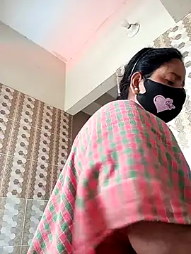 Snapshot of Neha-Roy chatting on 11.06.25 Neha-Roy online show from 11.06.25