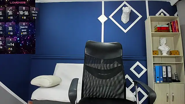 Snapshot of charolbruce_1 chatting on 03.07.25 charolbruce 1 online show from 03.07.25