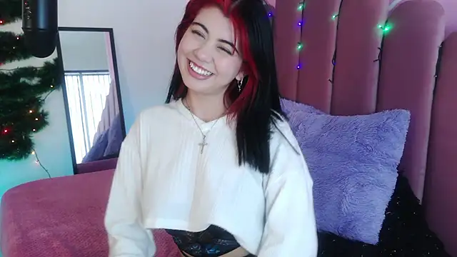 Zoe Benson online show from 12.19.24