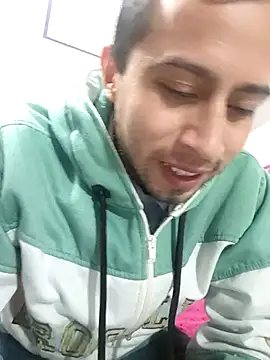 Snapshot of Mich_Stev9524 chatting on 11.16.25 Mich Stev9524 online show from 11.16.25