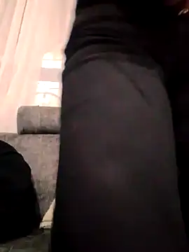 DakotaHoland online show from 11.07.25