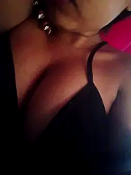 DakotaHoland online show from 11.09.25