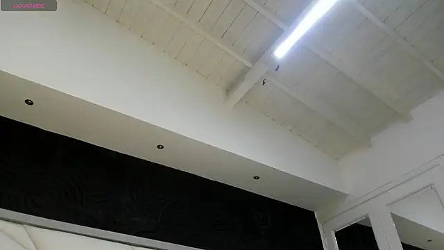 Snapshot of AbigailWilliams_ chatting on 09.17.25 AbigailWilliams online show from 09.17.25