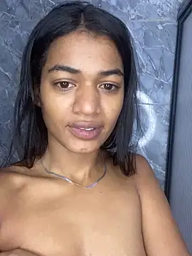 BarbieHotLaura online show from 11.04.25