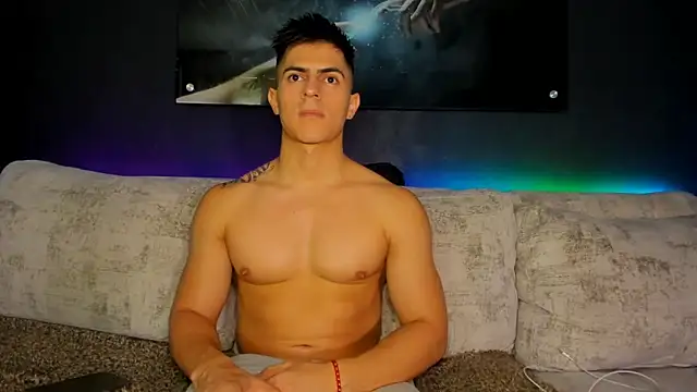 Crhis N Derek online show from 02.10.25