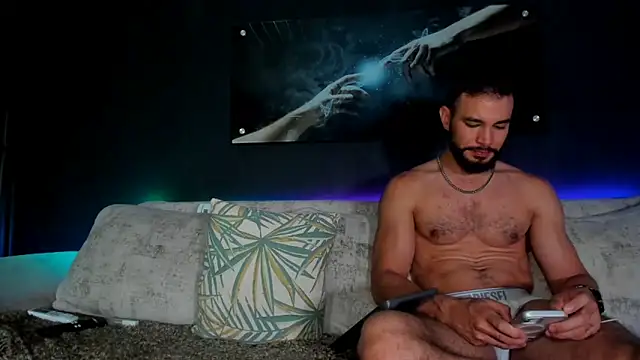 Crhis N Derek online show from 02.15.25