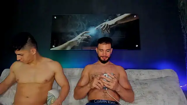 Crhis N Derek online show from 03.06.25