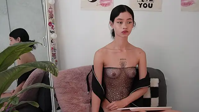 Snapshot of salome-brown chatting on 06.23.26 salome-brown online show from 06.23.26