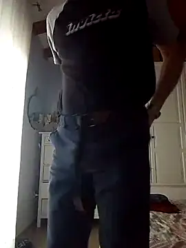 Snapshot of openlegsforyou chatting on 03.07.25 openlegsforyou online show from 03.07.25