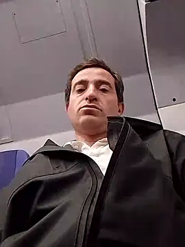 Snapshot of openlegsforyou chatting on 09.11.25 openlegsforyou online show from 09.11.25