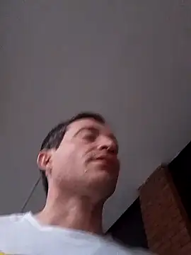 Snapshot of openlegsforyou chatting on 09.17.25 openlegsforyou online show from 09.17.25