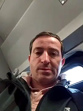 Snapshot of openlegsforyou chatting on 09.26.25 openlegsforyou online show from 09.26.25