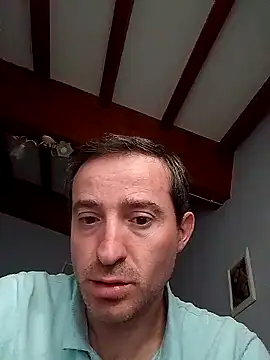 Snapshot of openlegsforyou chatting on 10.09.25 openlegsforyou online show from 10.09.25