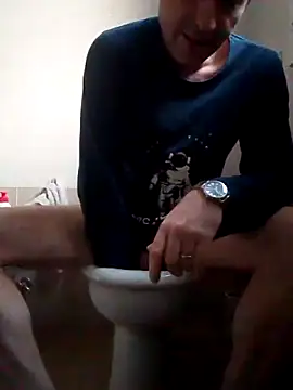 Snapshot of openlegsforyou chatting on 10.14.25 openlegsforyou online show from 10.14.25