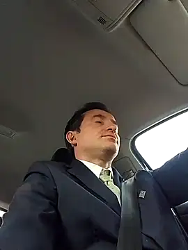 Snapshot of openlegsforyou chatting on 10.19.25 openlegsforyou online show from 10.19.25