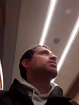 Snapshot of openlegsforyou chatting on 11.07.25 openlegsforyou online show from 11.07.25