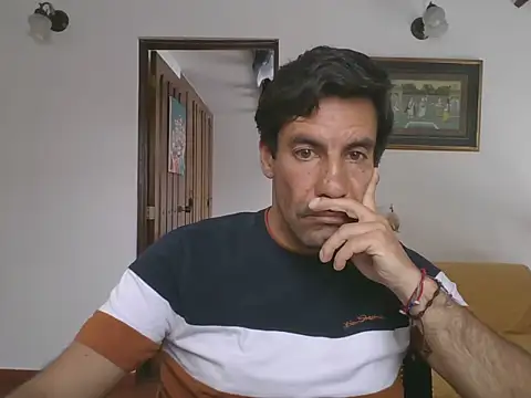 elkike1980 online show from 07.15.26
