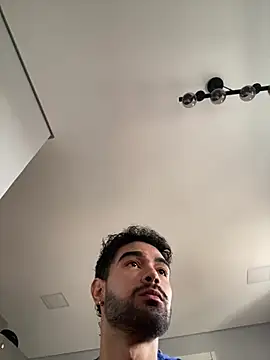 Snapshot of Passfisting chatting on 01.14.25 Passfisting online show from 01.14.25