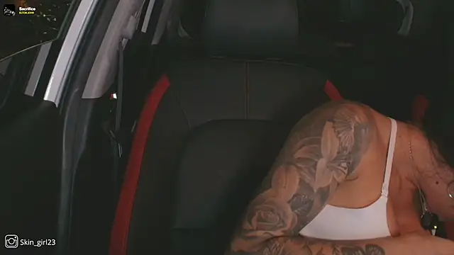 Snapshot of penelopesexx chatting on 09.30.25 penelopesexx online show from 09.30.25