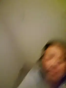 Snapshot of LorenRosse chatting on 10.22.25 LorenRosse online show from 10.22.25