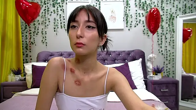 NicoleLimp online show from 02.14.25