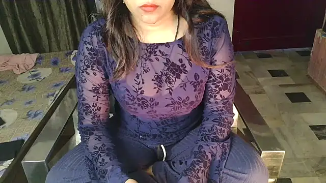 aarushi sharmaa online show from 12.16.25