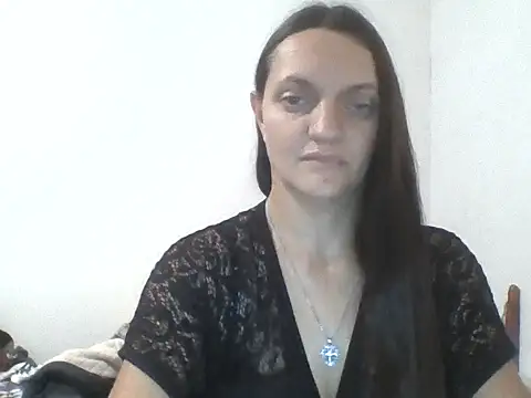 Snapshot of Vimed19 chatting on 10.24.25 Vimed19 online show from 10.24.25