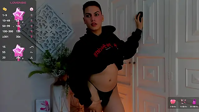 juanmiss online show from 12.28.24
