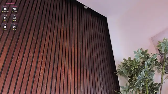 Snapshot of Jennmiiller_ chatting on 01.16.25 Jennmiiller online show from 01.16.25