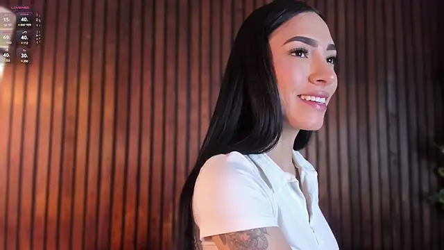 Snapshot of Jennmiiller_ chatting on 01.17.25 Jennmiiller online show from 01.17.25