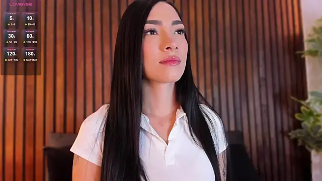 Snapshot of Jennmiiller_ chatting on 02.13.25 Jennmiiller online show from 02.13.25