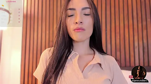 Snapshot of Jennmiiller_ chatting on 03.03.25 Jennmiiller online show from 03.03.25