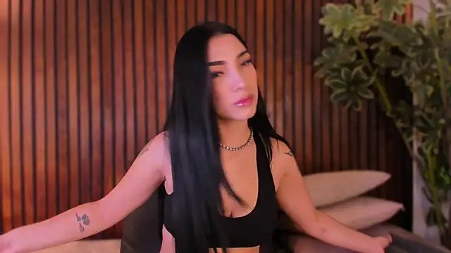 Snapshot of Jennmiiller_ chatting on 09.19.25 Jennmiiller online show from 09.19.25