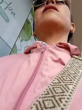 MARIANA-12  online show from 11.05.25