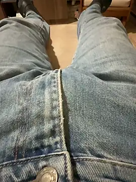 Snapshot of reelciii21 chatting on 10.03.25 reelciii21 online show from 10.03.25