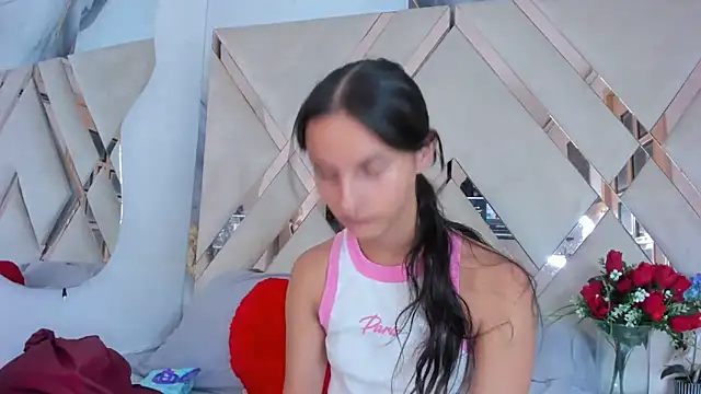 ninaht online show from 10.01.25