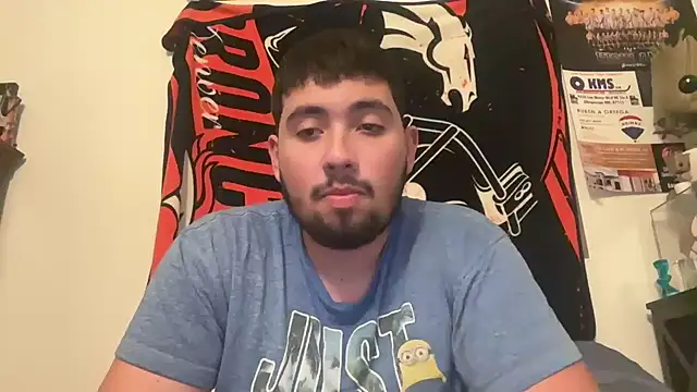 hornycollegestudenthung online show from 12.18.25