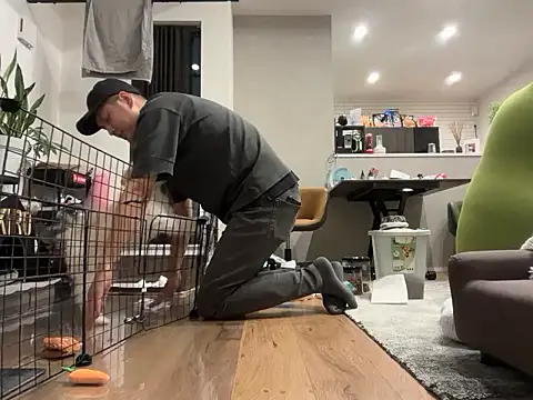 Snapshot of kensnb chatting on 10.10.25 kensnb online show from 10.10.25