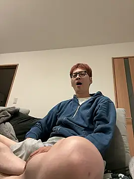 Snapshot of kensnb chatting on 10.29.25 kensnb online show from 10.29.25