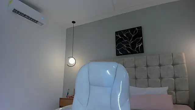 Amber hot22 online show from 11.06.25